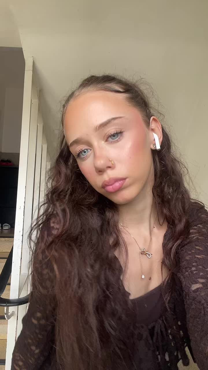 @𝒮𝒶𝓃𝒿𝒶 🎀