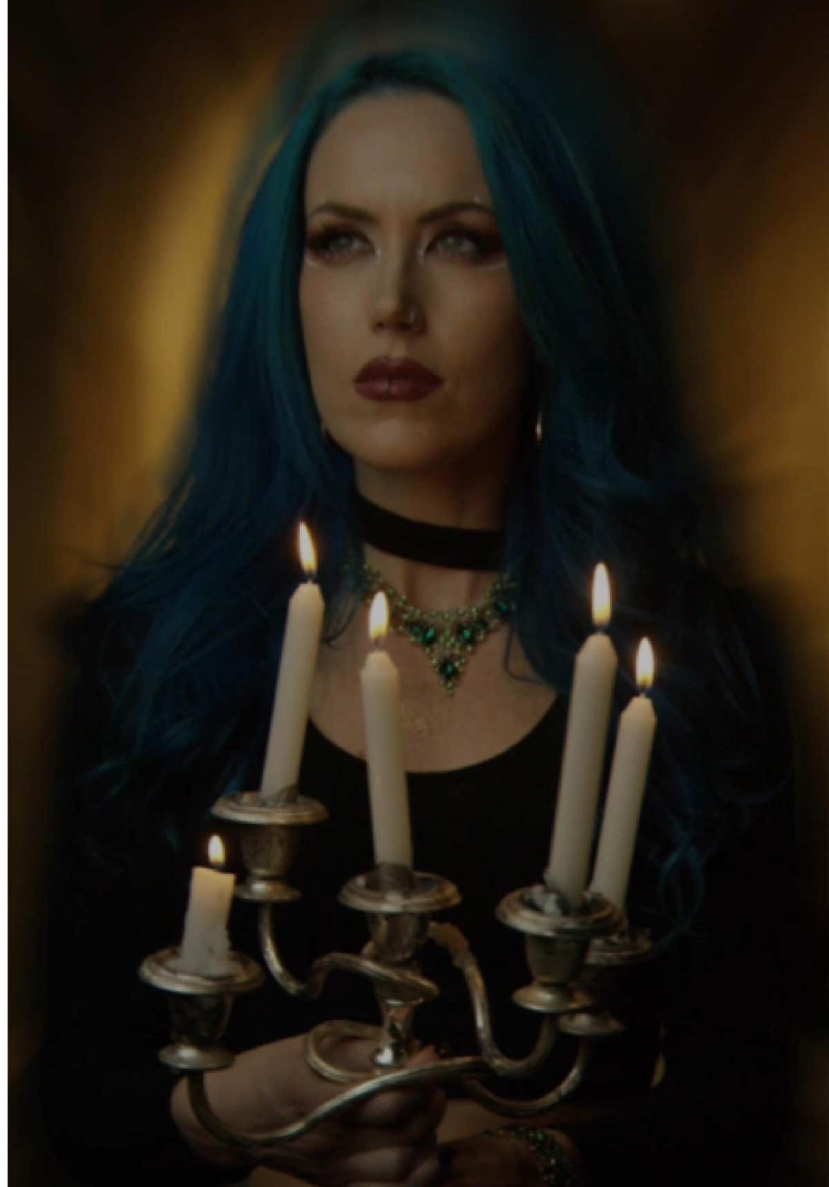 @Alissa White-Gluz