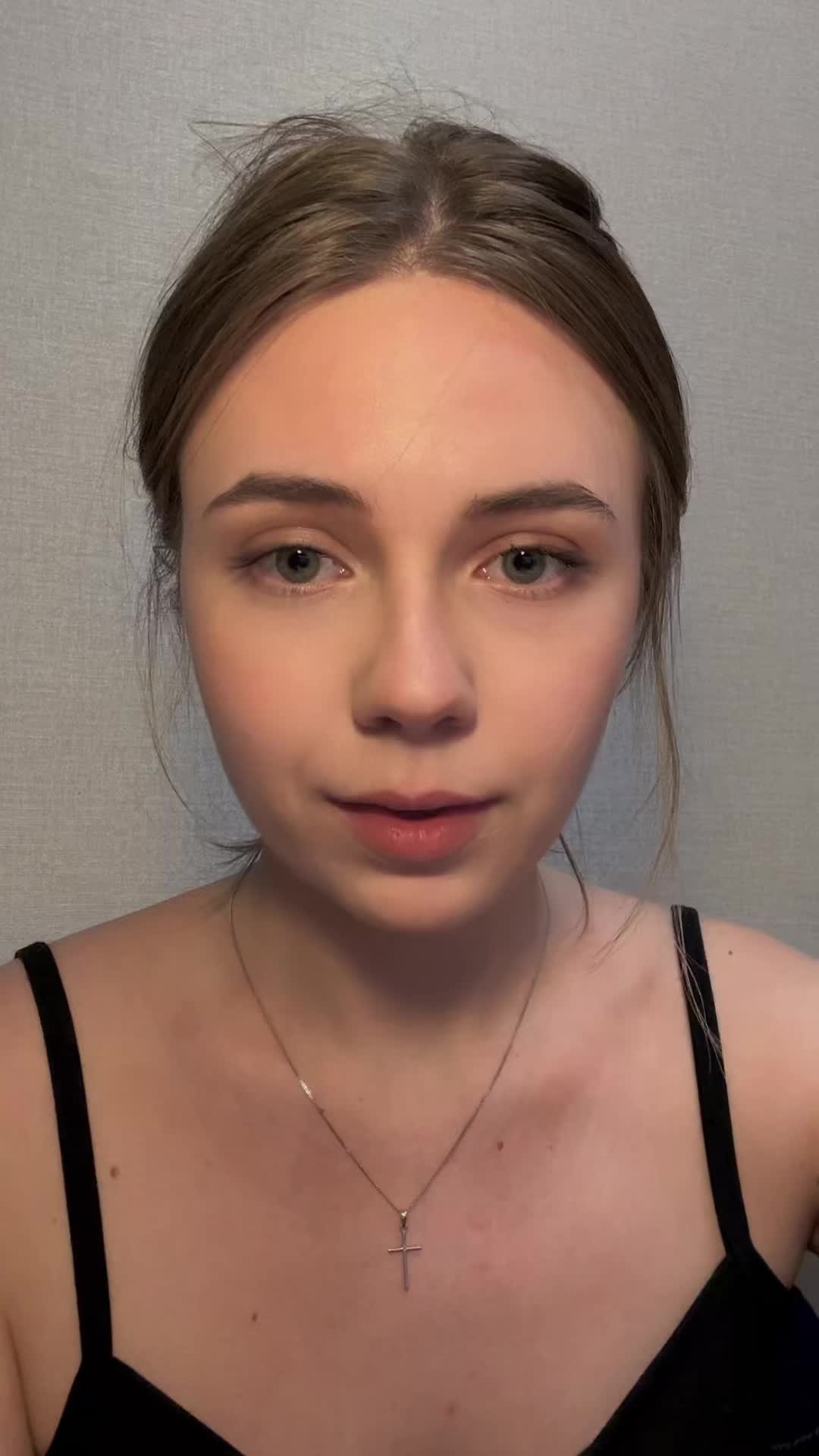 @victoria.kvarvard