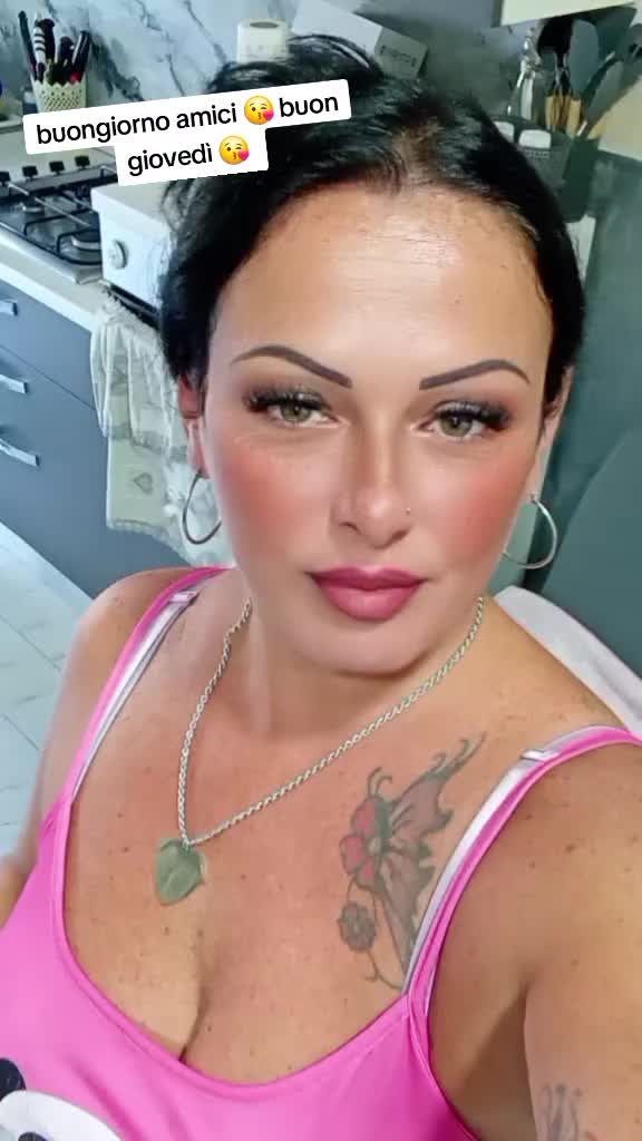 @ladeadelledee