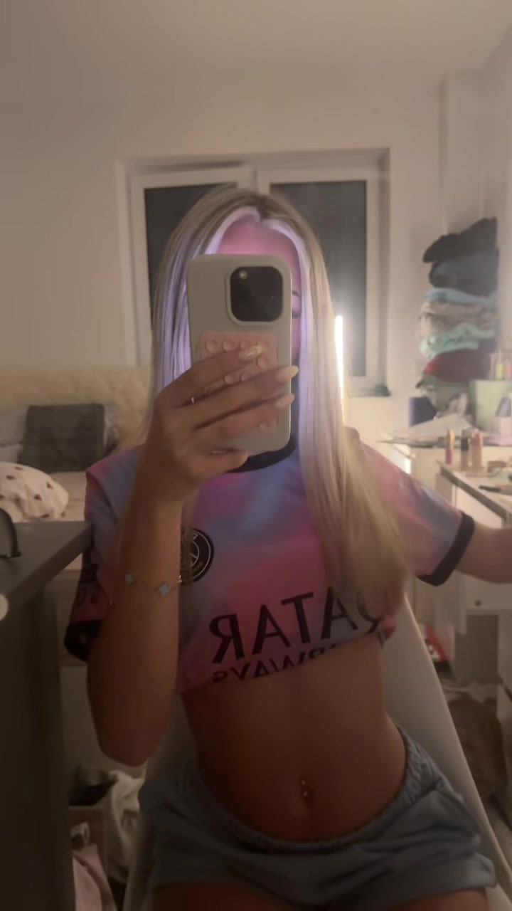 @𝐙𝐨𝐞𝐲