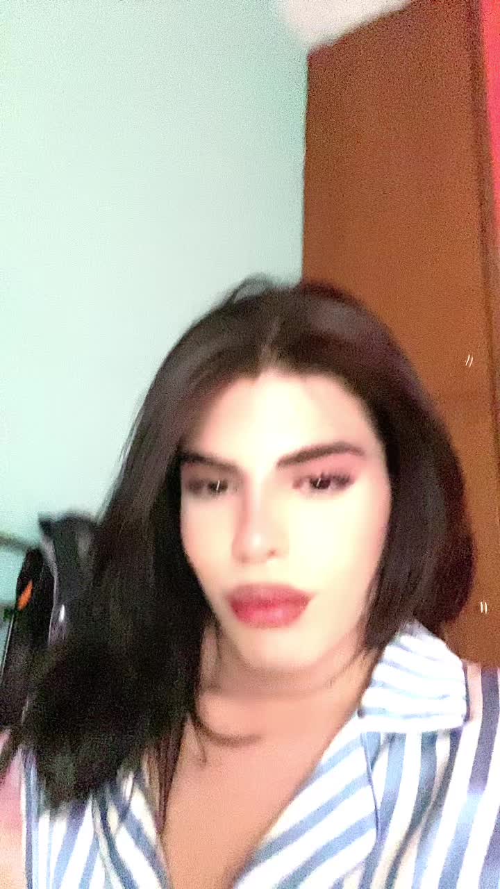 @veronica_queen