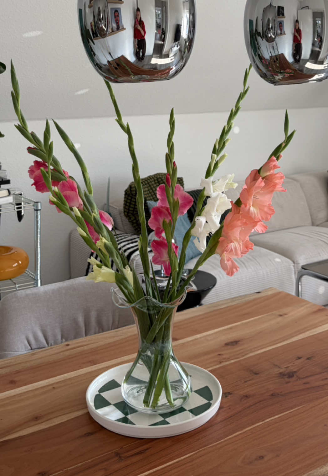 @neele 🪩🎀🤍