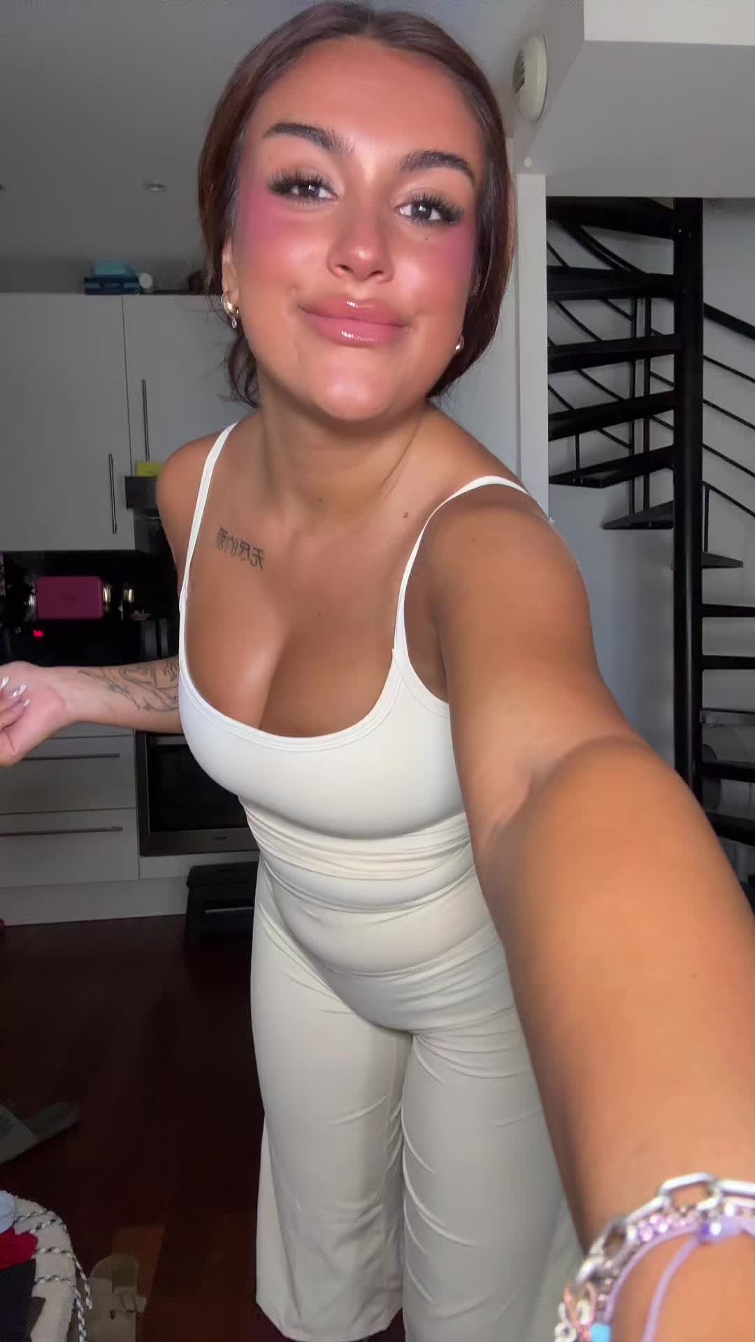 @Jadou0605
