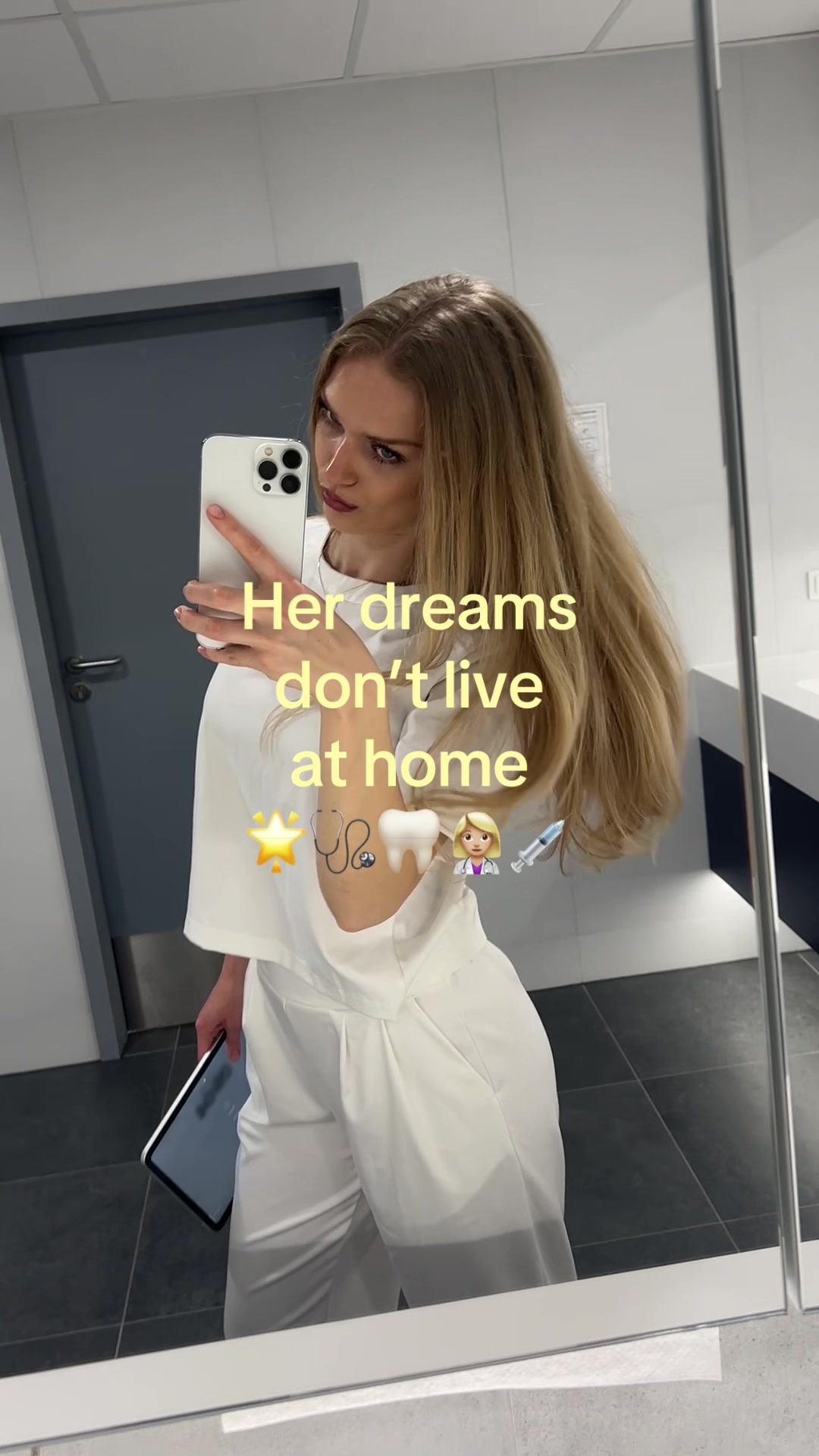 @Soph🌸🩺🦷