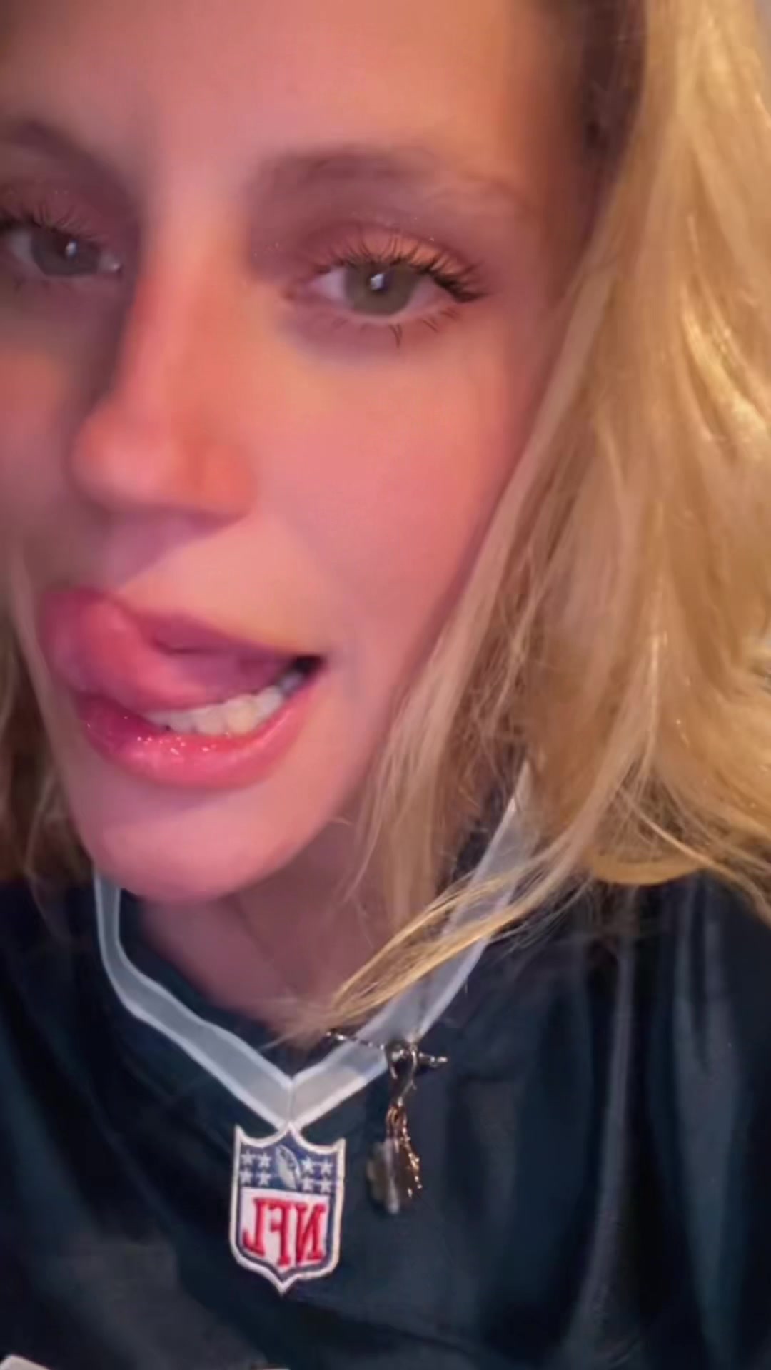 @officialjessicaparsons