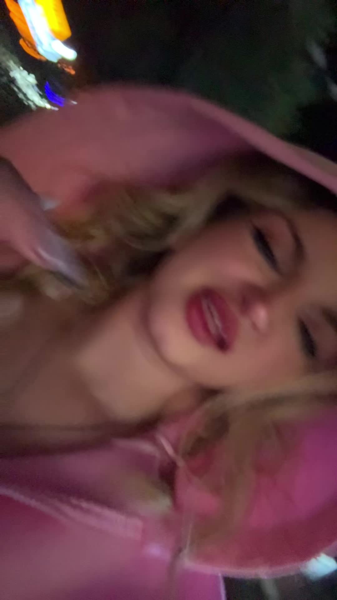 @Anahitaque