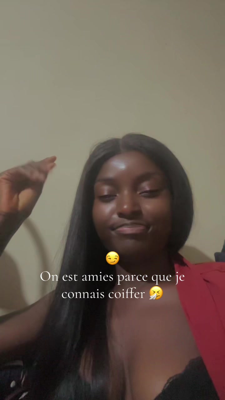 @laetyrelooking2