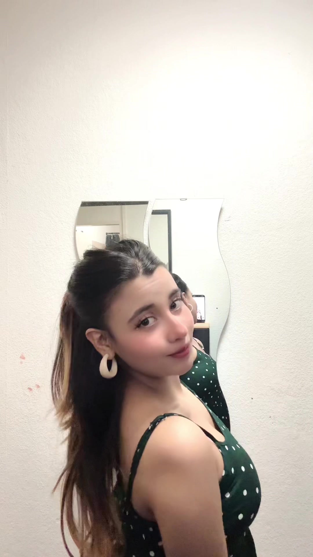 @Disha💋