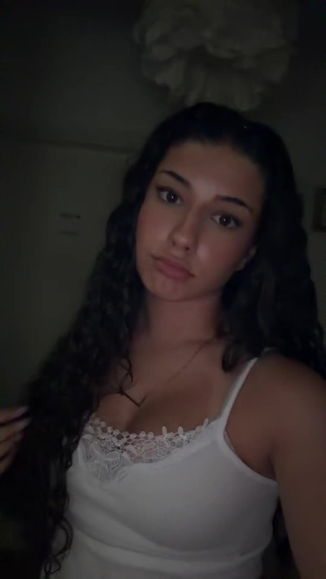 @𝐋