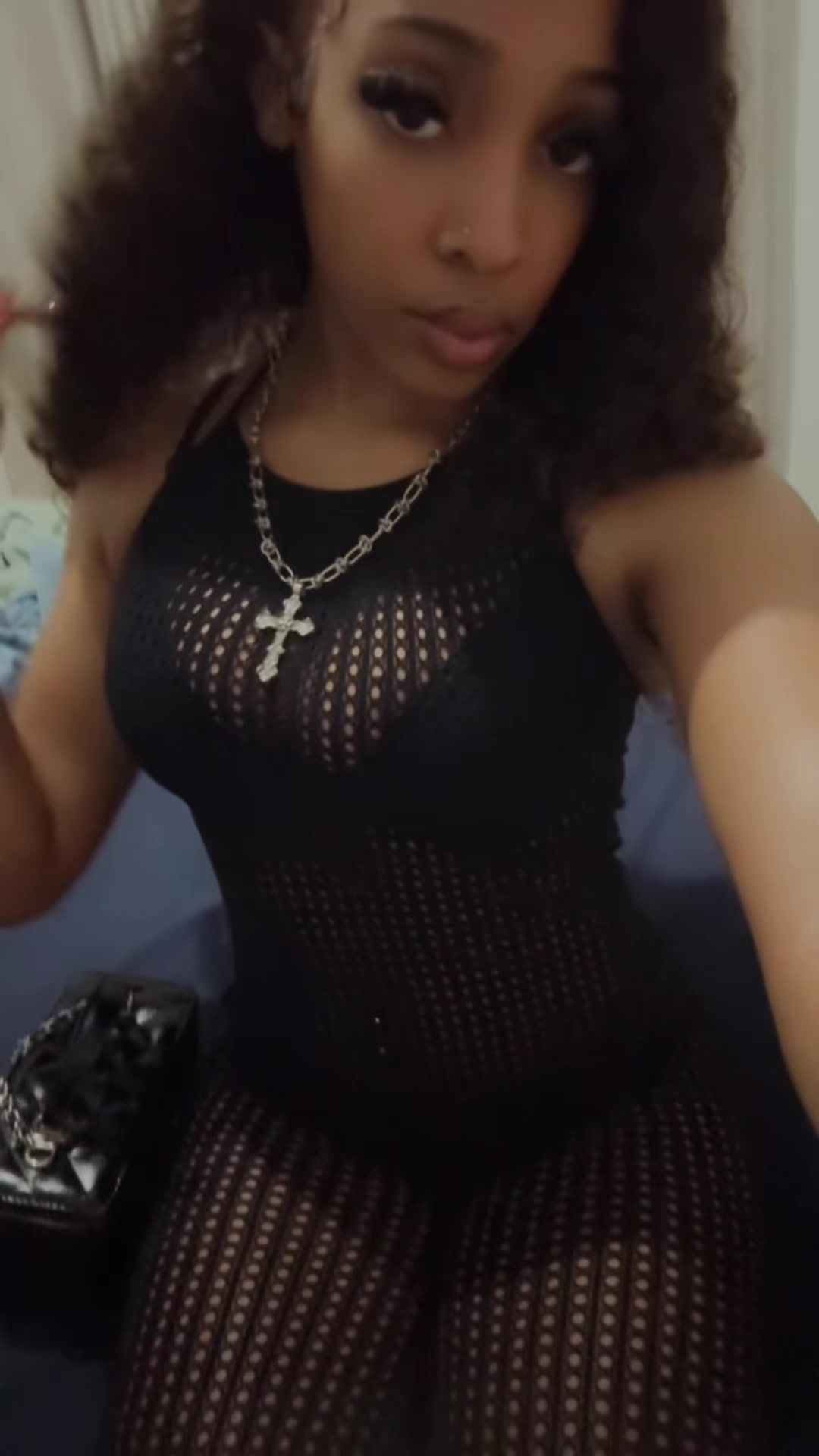 @likkle_.pinkyy