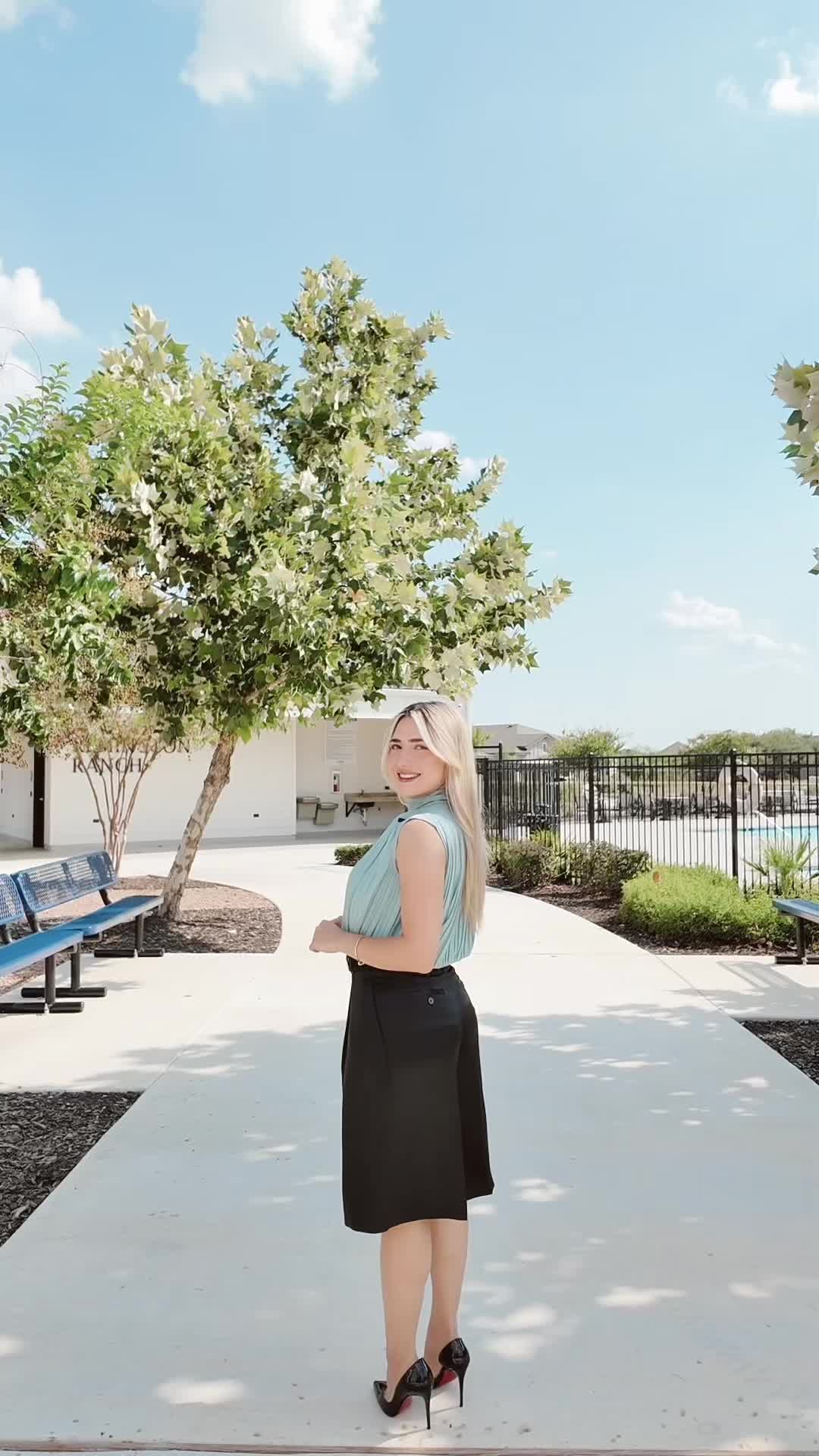 @Karla Tinoco | REALTOR®️