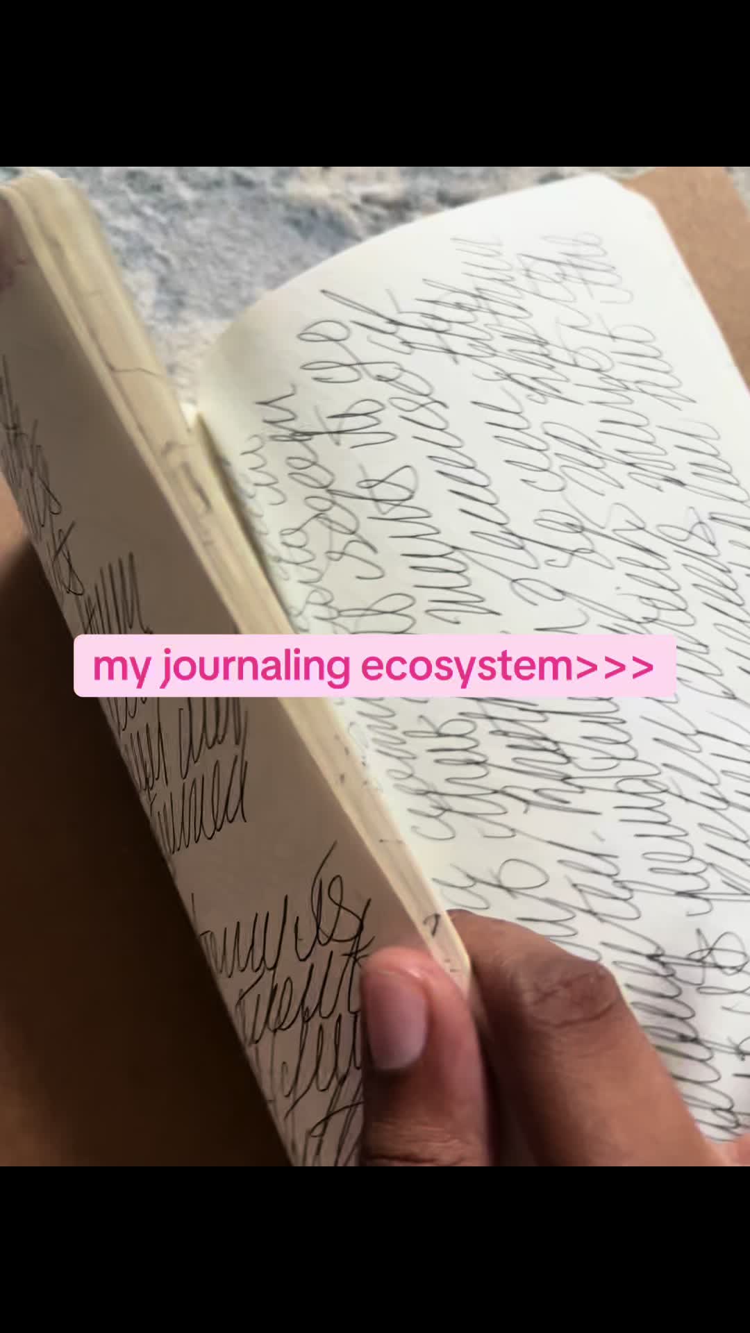 @Dylan | Writer | CC 📚🦋