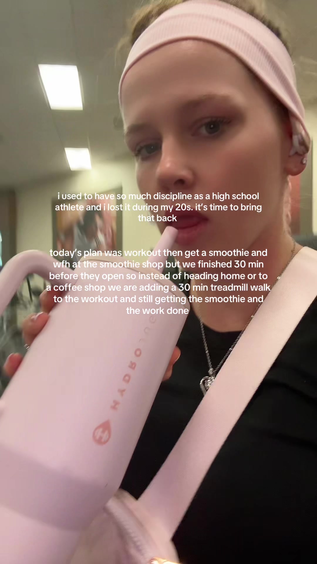 @Alyssa Golden | working mama