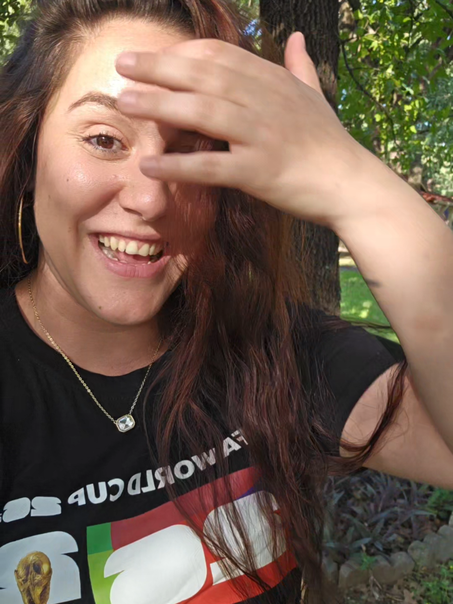 @YeinysVibes