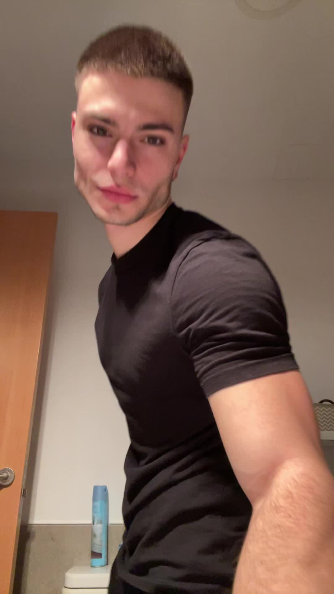 @alejandrosa