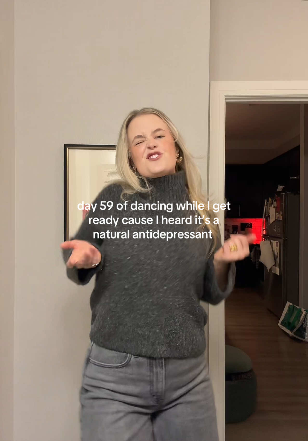 @Sam [ the Bathroom Dancer ]