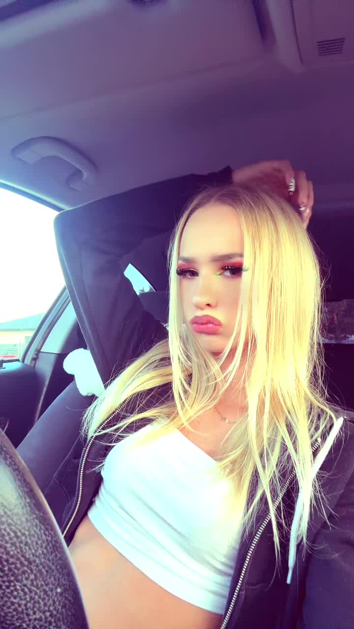 @📸IG:liliannavibe