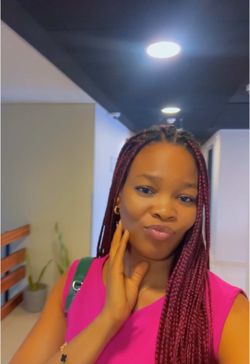 @oyiioyinx