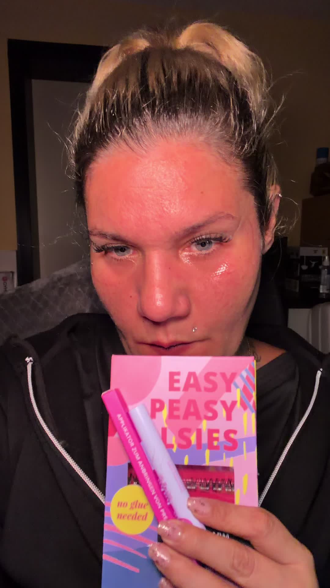 @JennysGlitzerstube