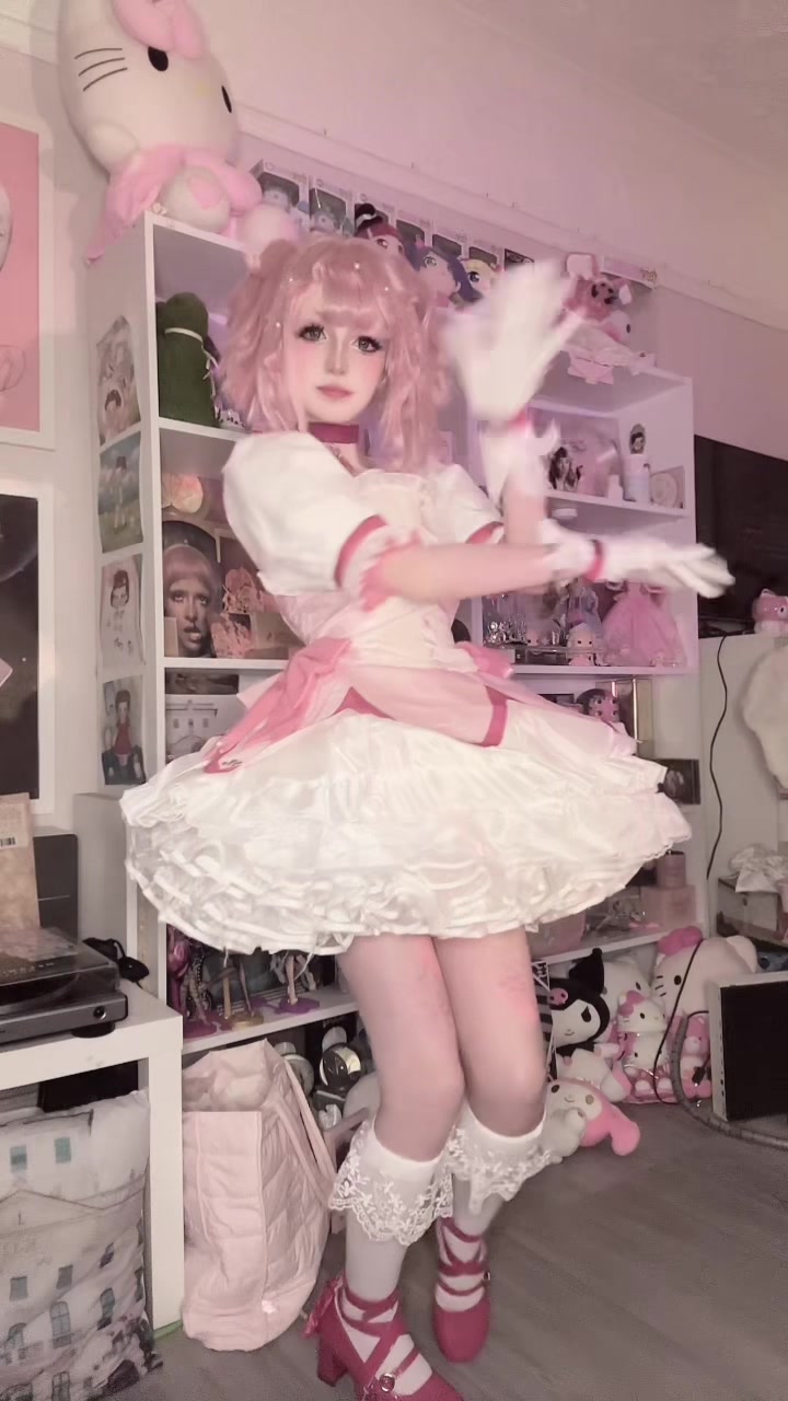 @monika 🫧