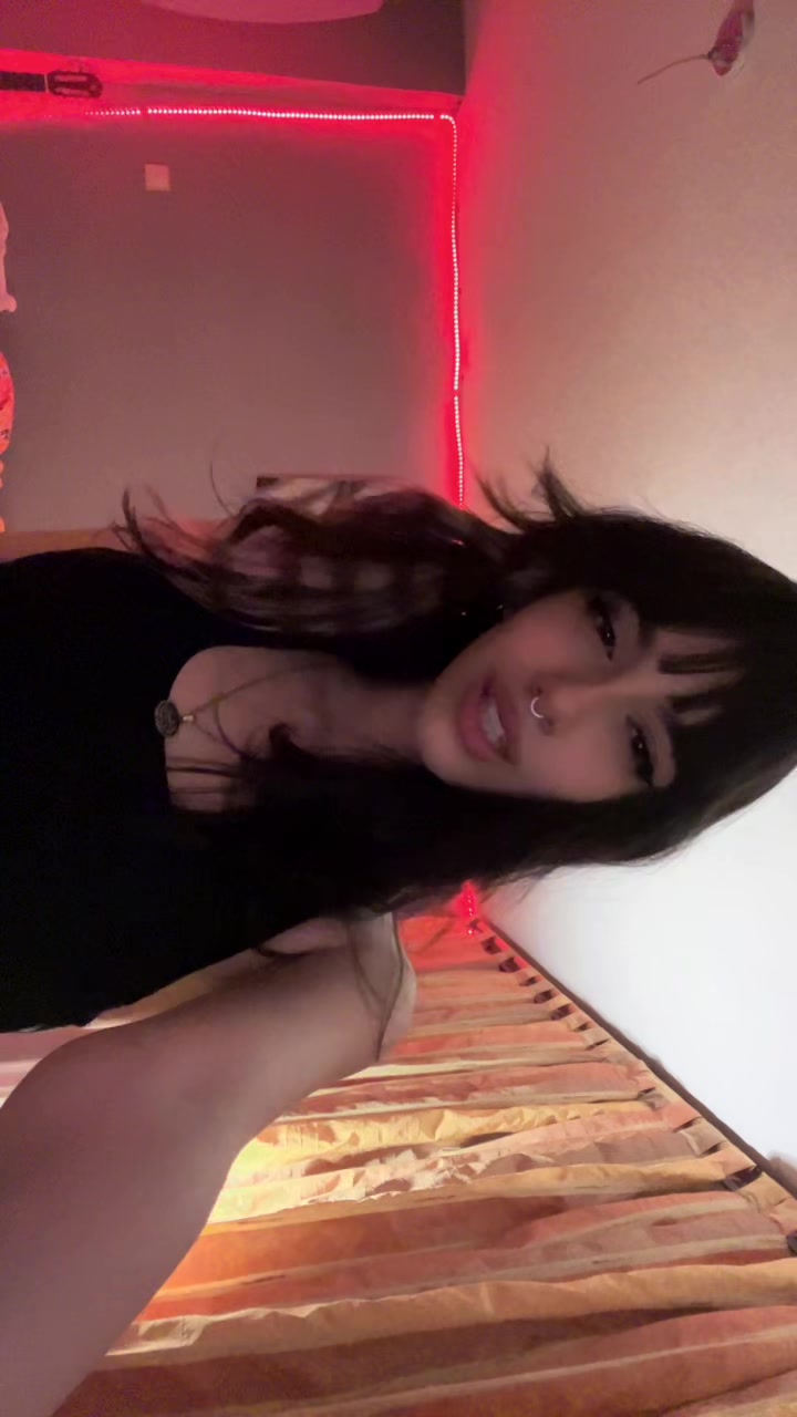 @نوژآ
