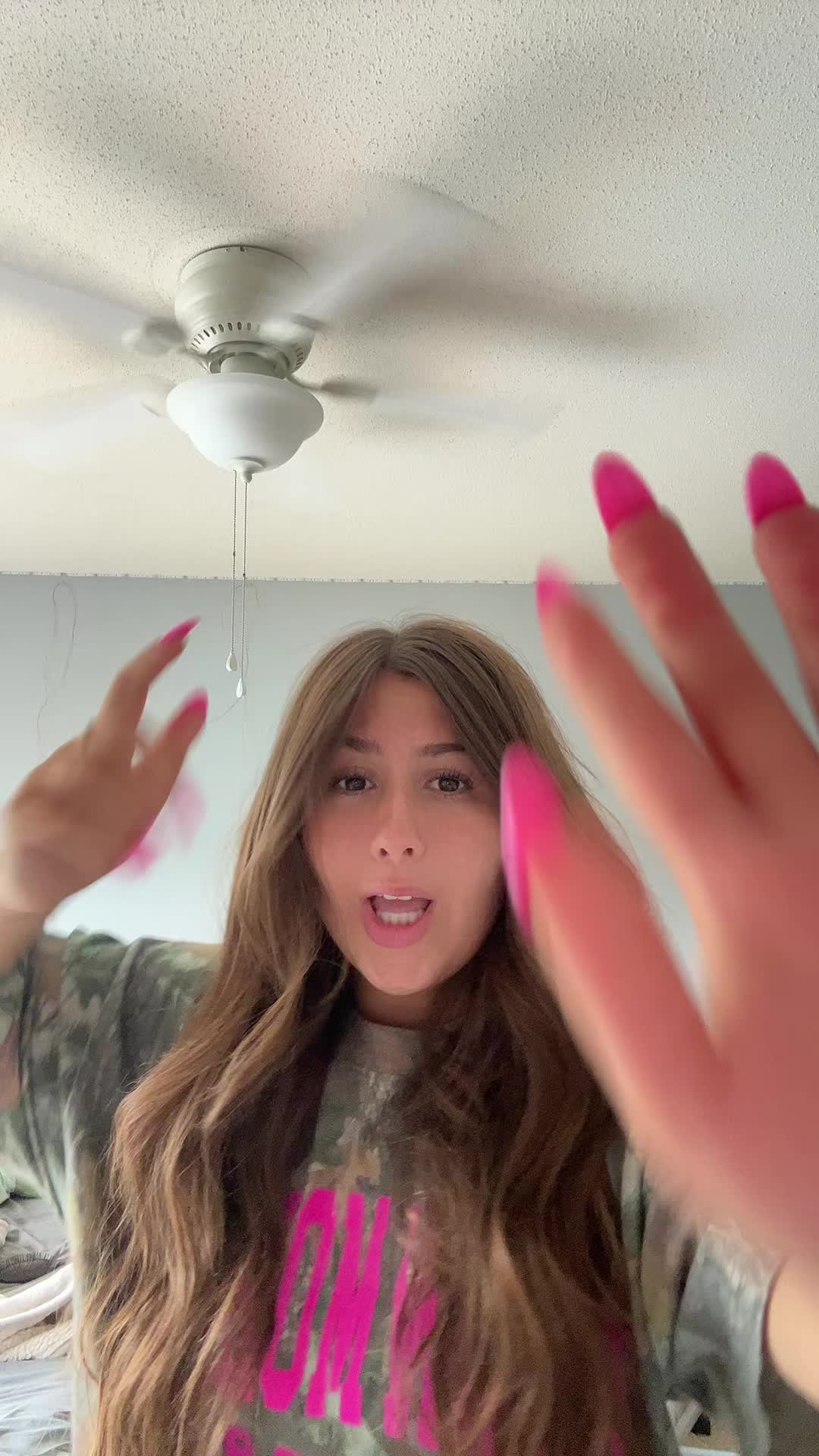 @Delaney🪩🤍🍸