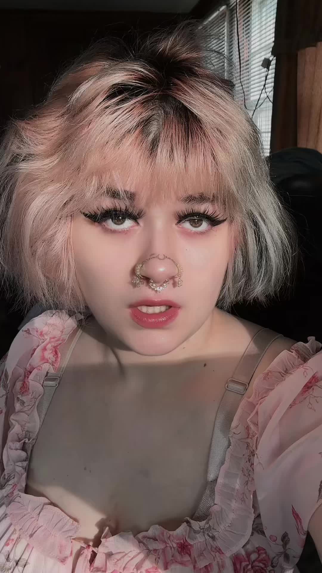 @✨ Tæ ✨