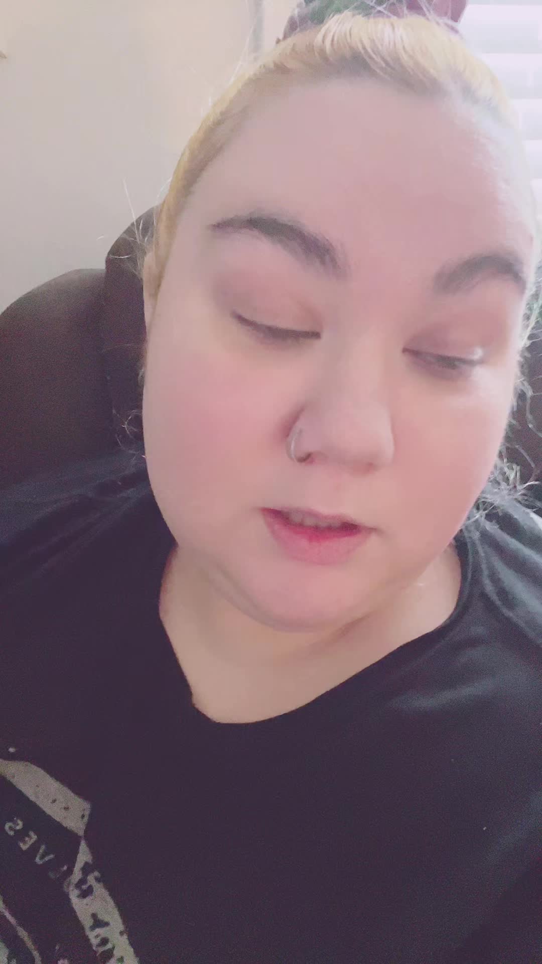 @Lilyrae425