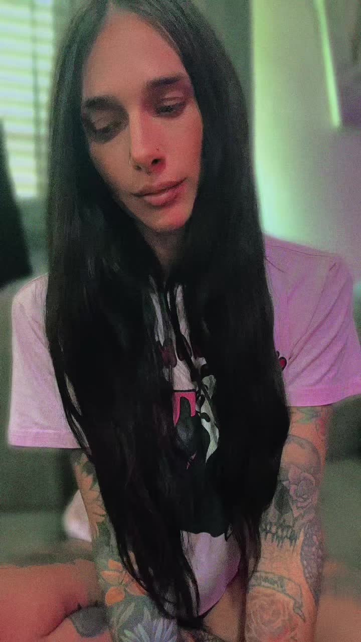 @Holly_Love