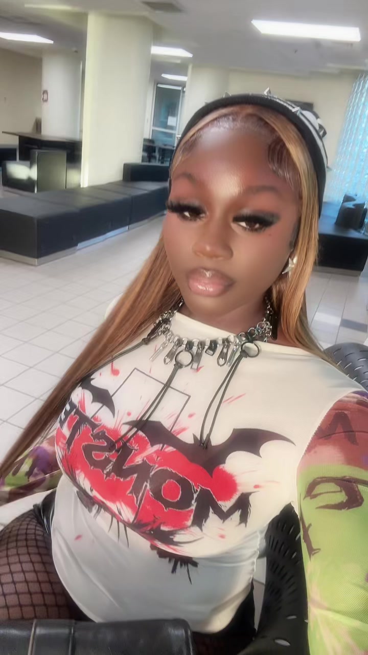 @MK💋