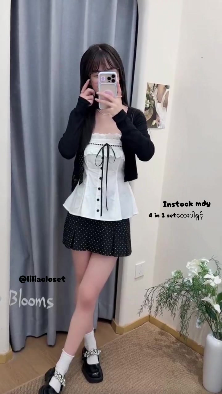 @LiliaCloset