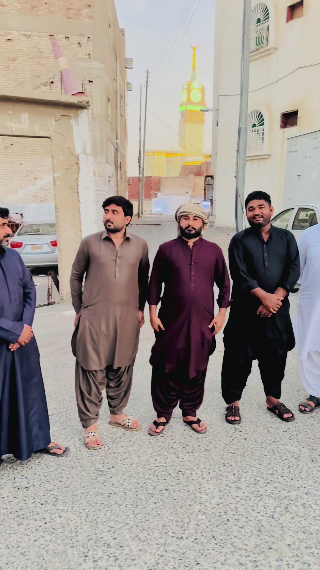 @Sardar Ali Hassan taherani