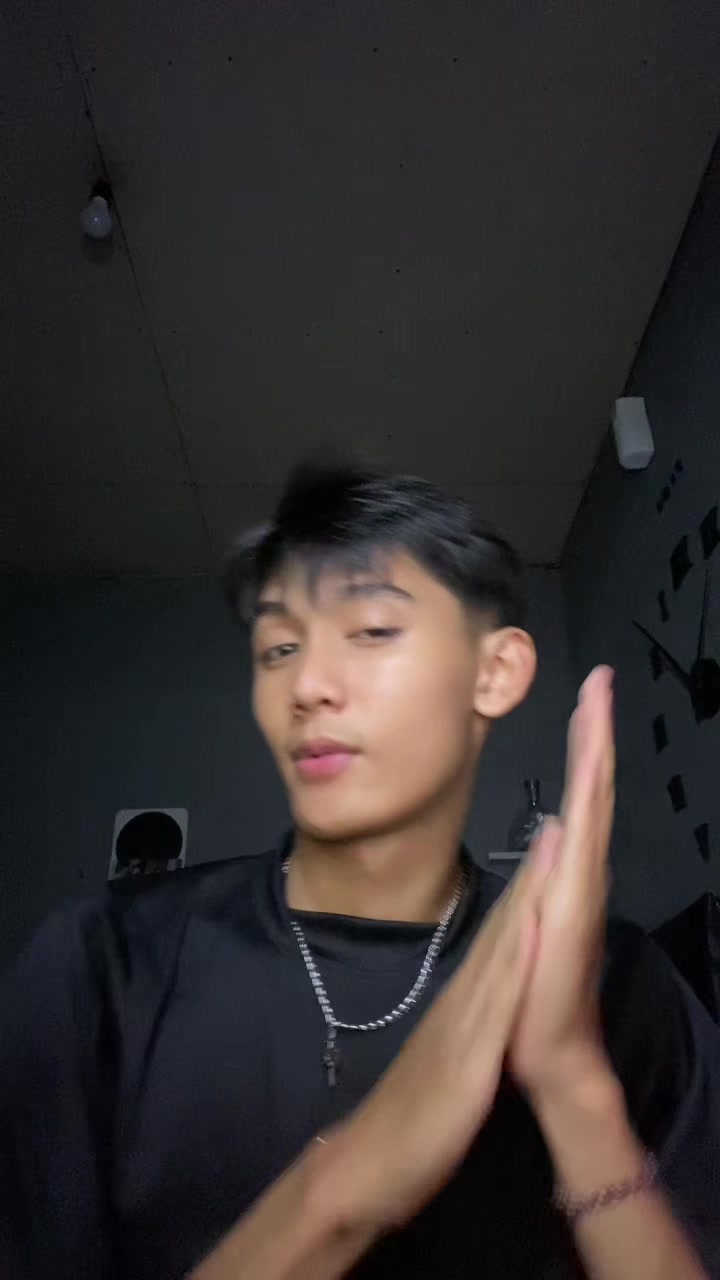 @Azzz…