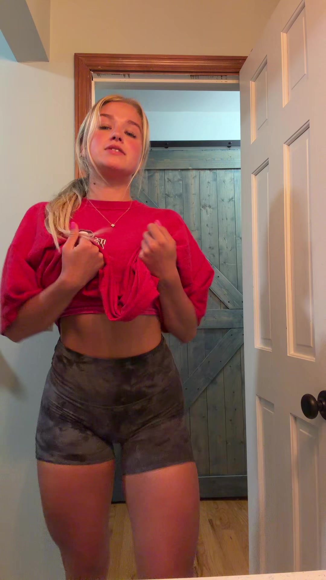 @hi