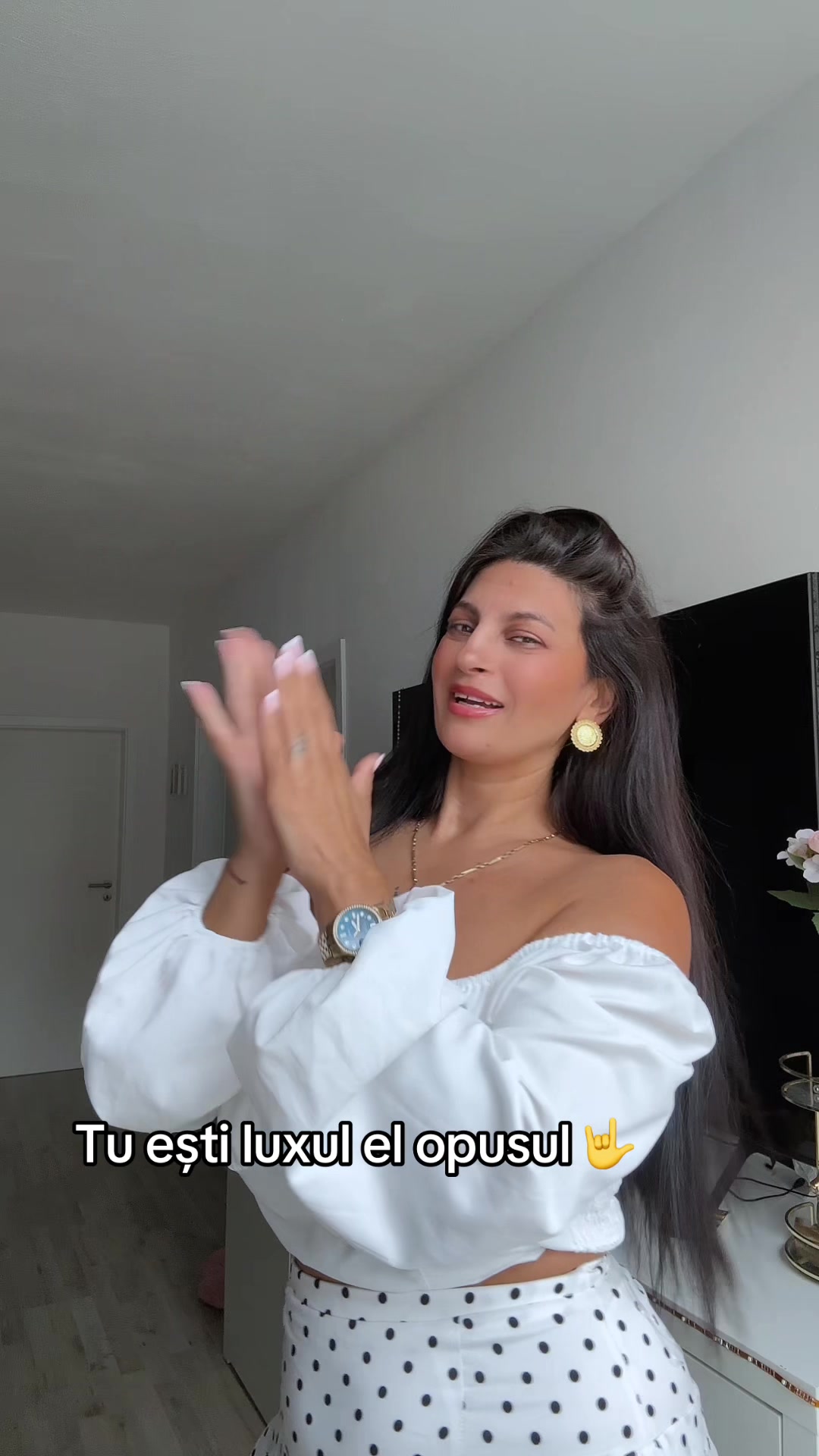 @Angela Lakatos