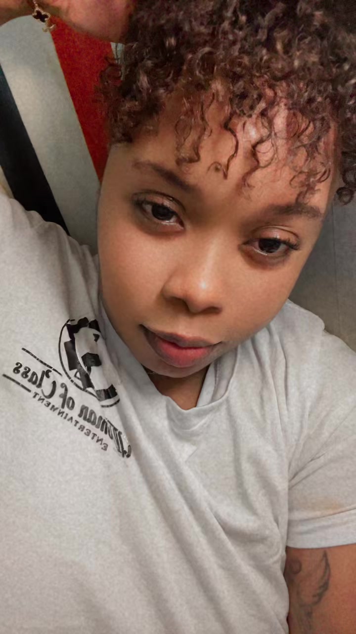 @Royalbadii Yanique
