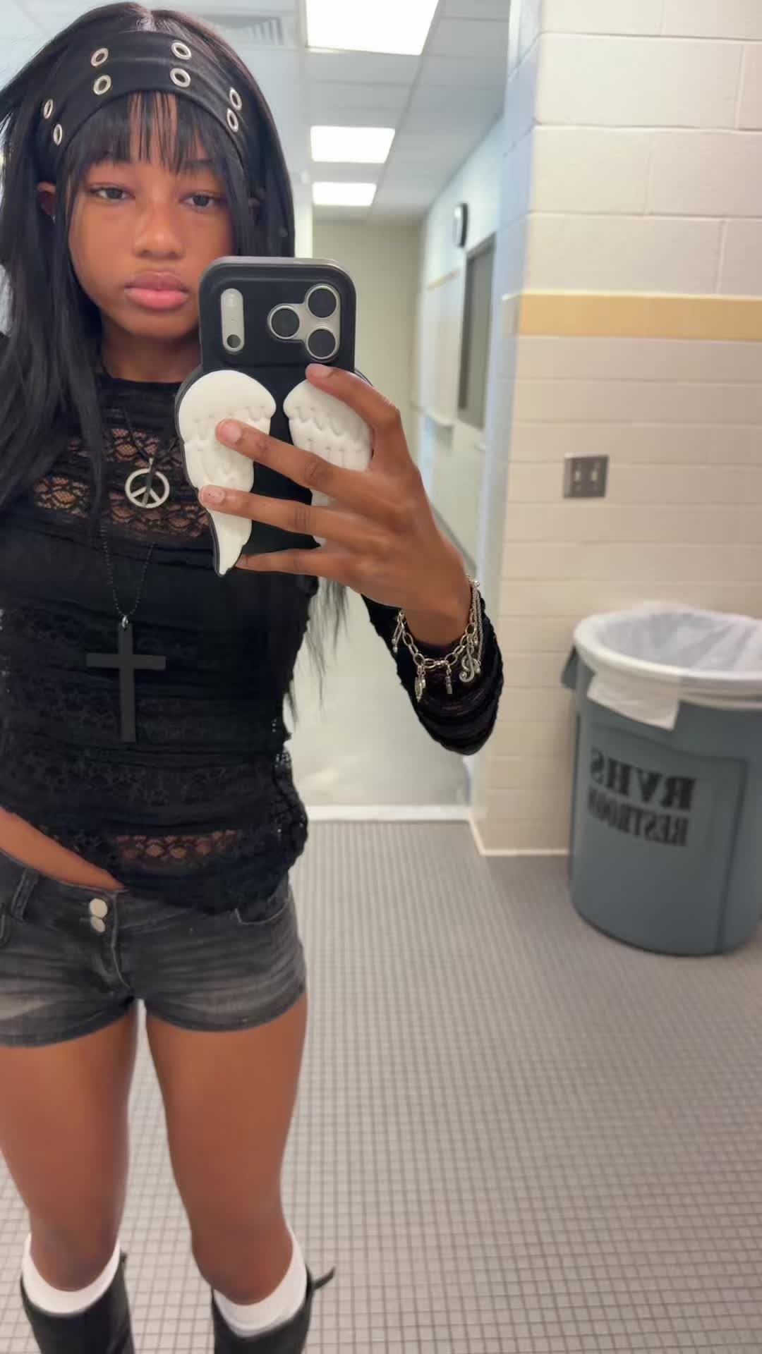@ioutswagyoulol