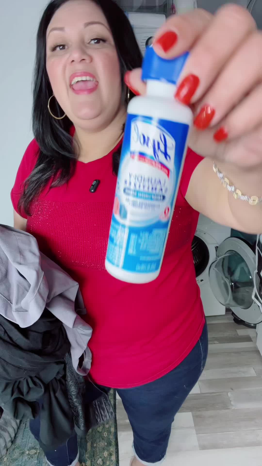 @CeciHN