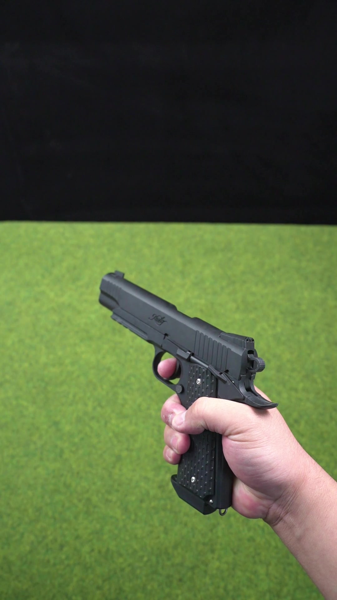 @akagtoy.com