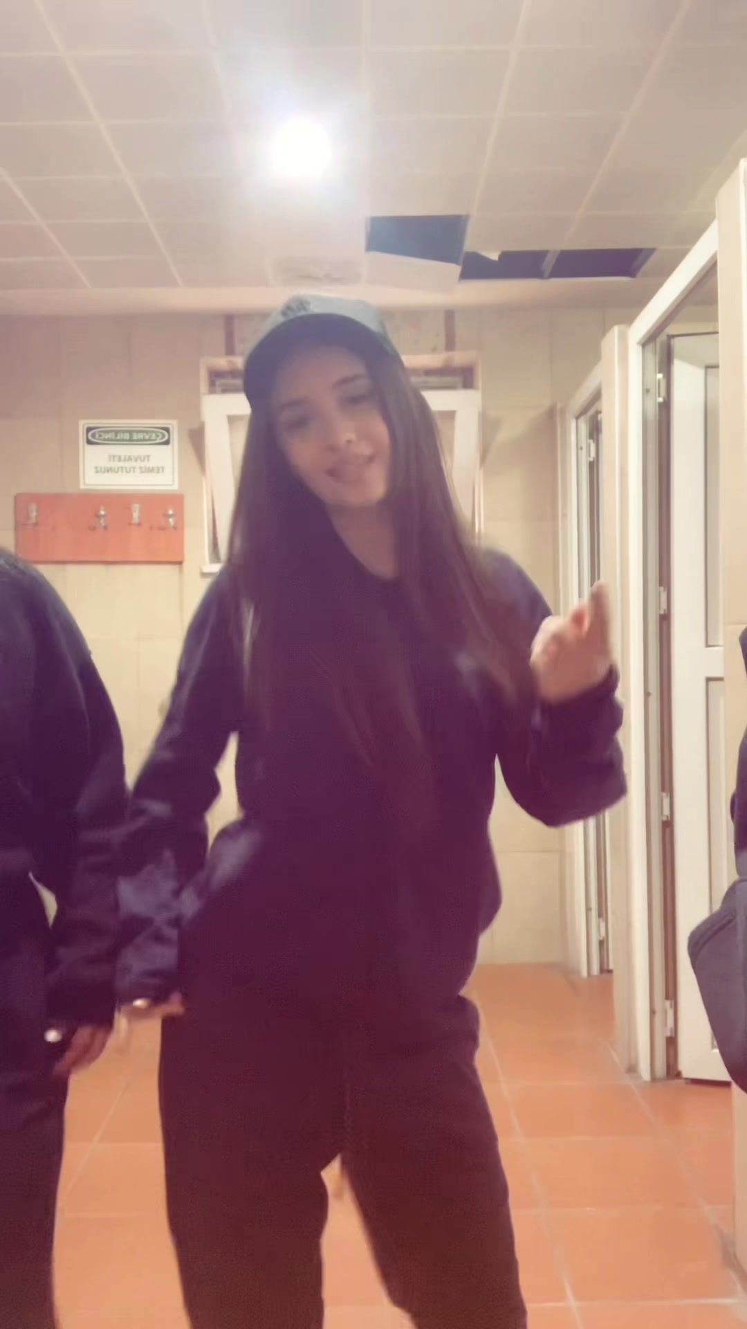 @Sude