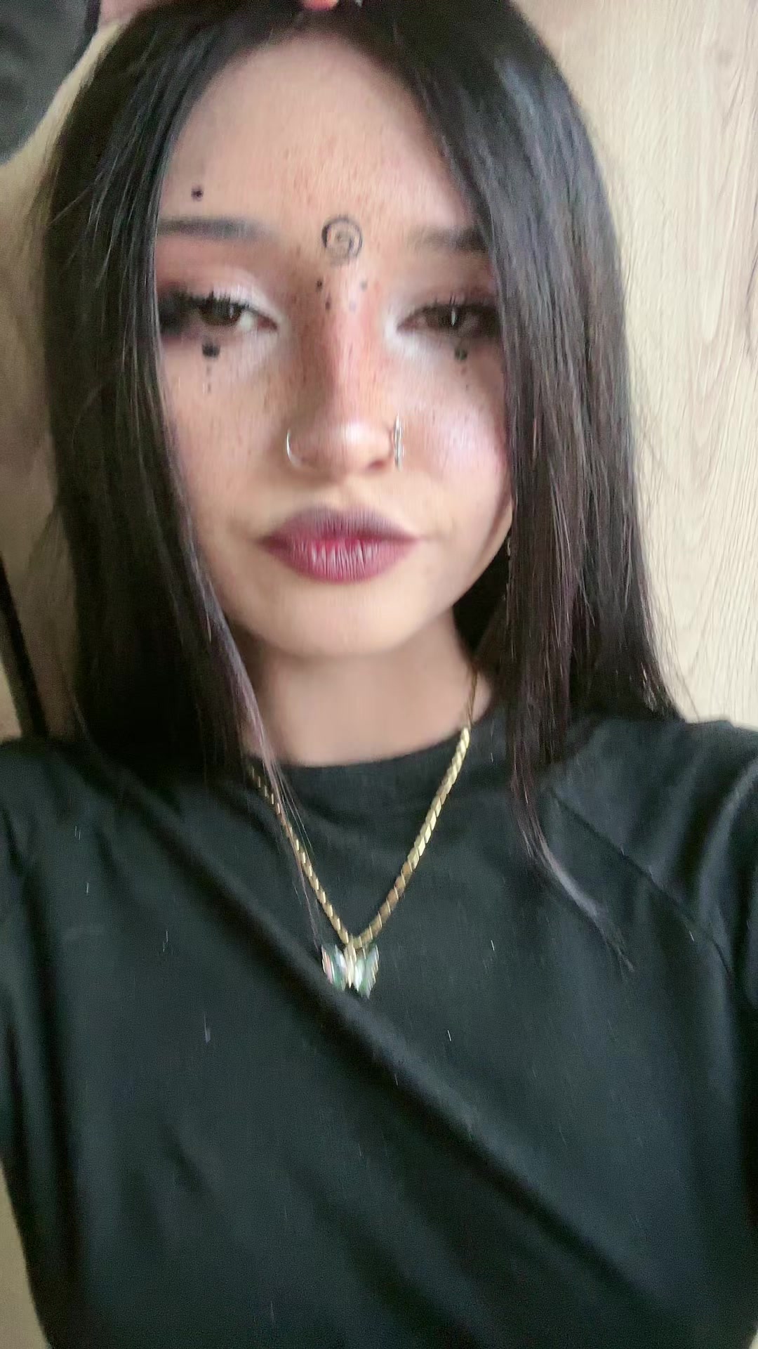 @𝔏𝔞́𝔤𝔯𝔦𝔪𝔞𝔡𝔢𝔱𝔦𝔫𝔱𝔞