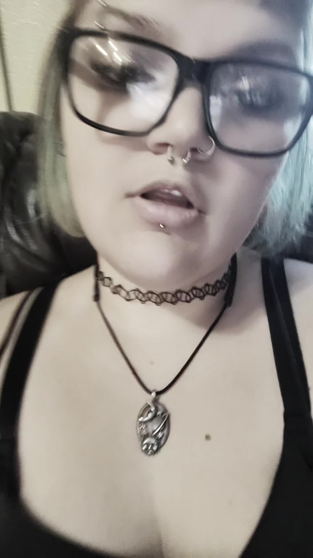 @x_livingdeadghoul_x