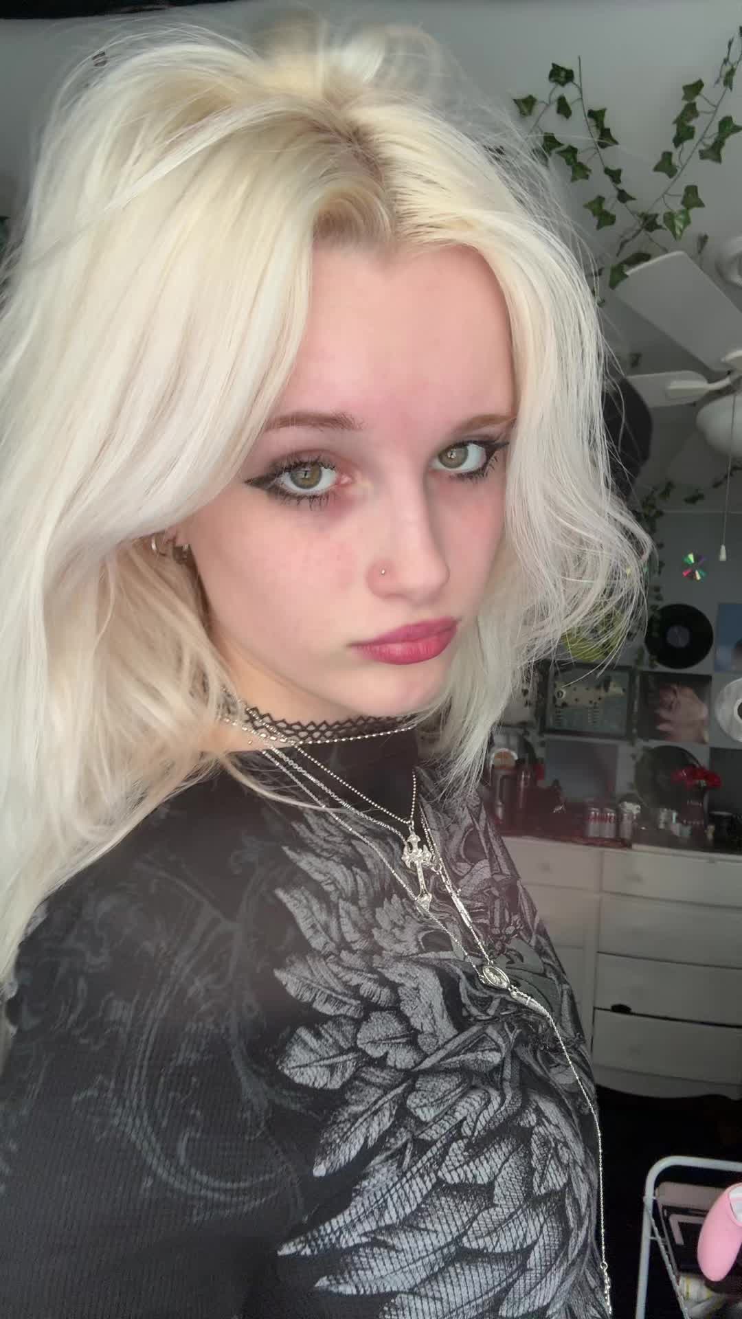 @audrey ♱
