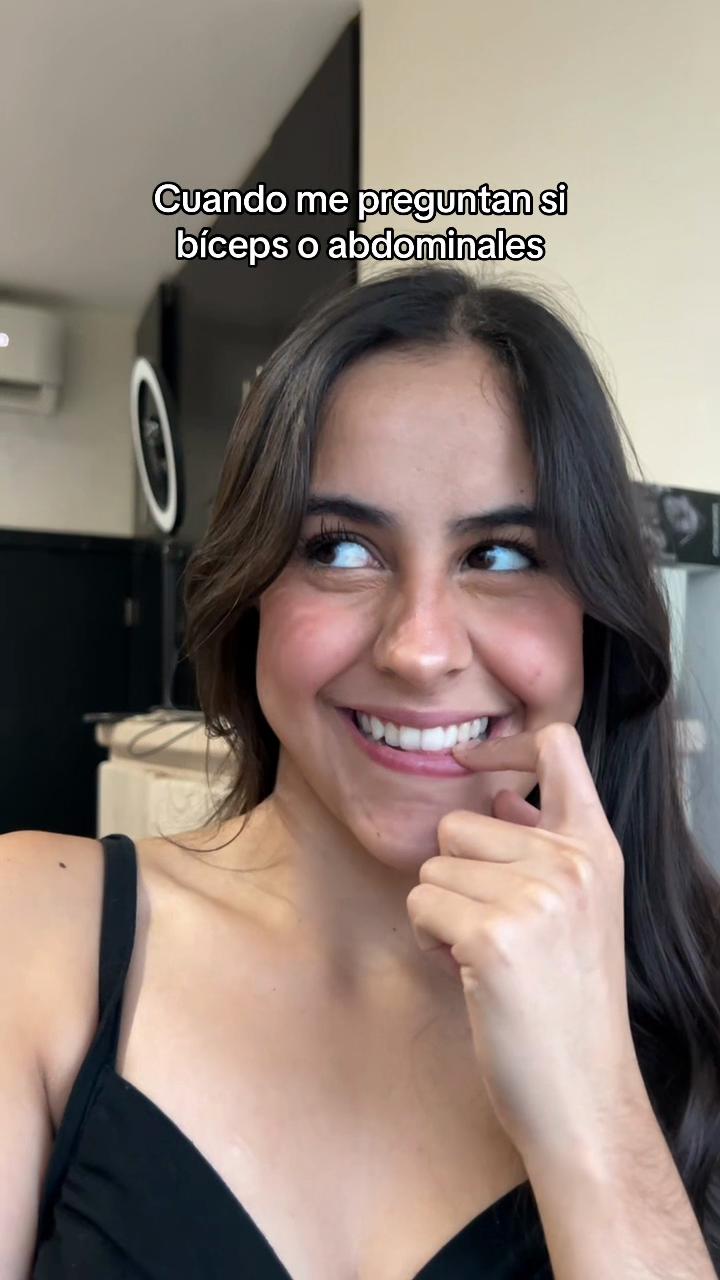 @Ana Karen González