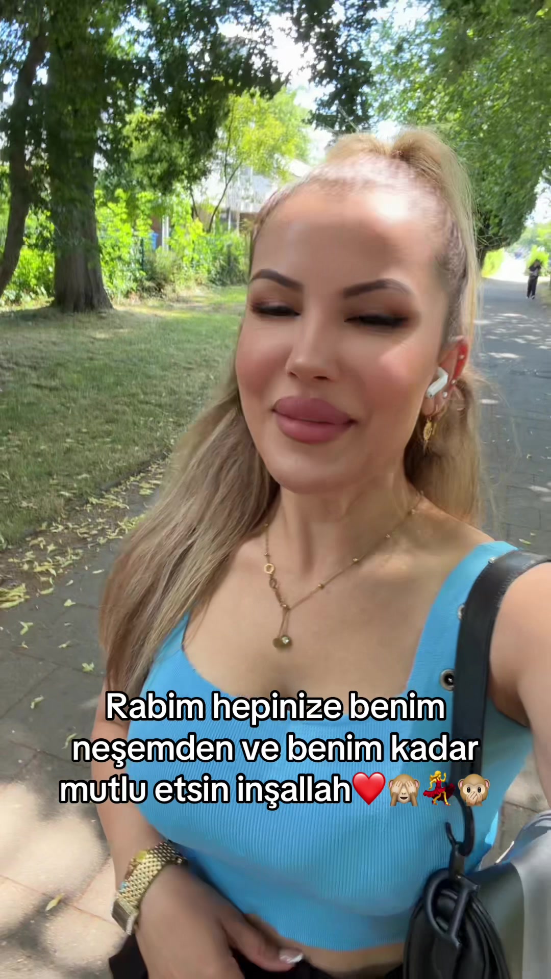 @Emoş💗
