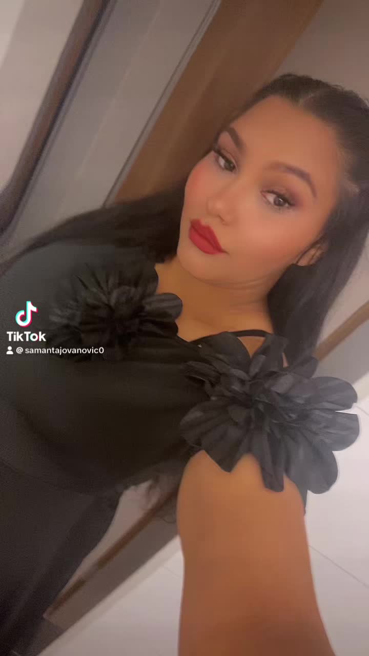 @𝒮𝒶𝓂𝒶𝓃𝓉𝒶. 🦋