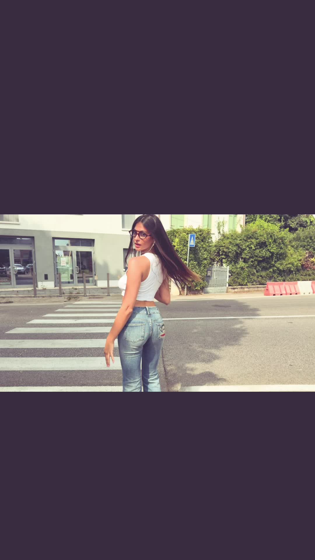 @elenatonini