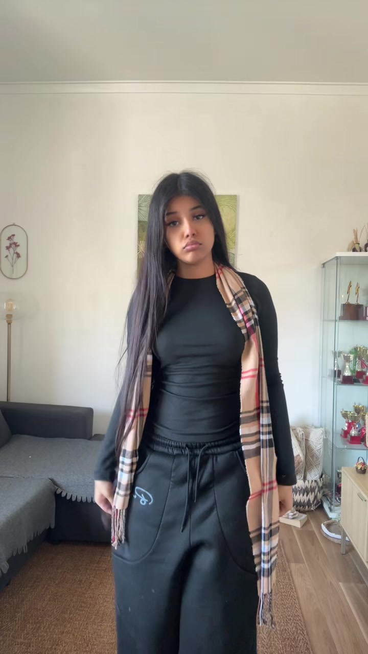 @Imaan🎀
