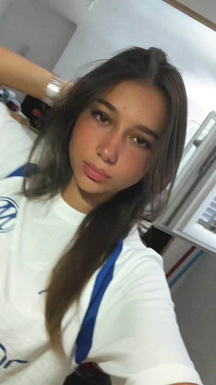 @Jennyy Lynee